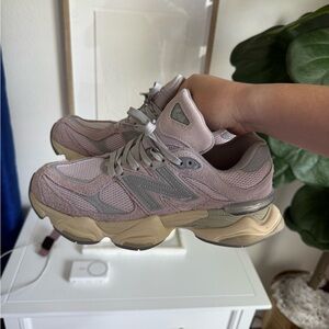 New Balance Pink and Gray Sneakers for Everyday Comfort 9060s